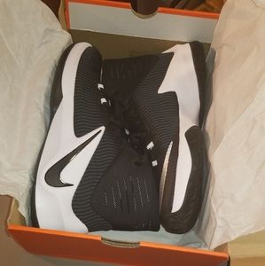 Nike Zoom Clear Out TB